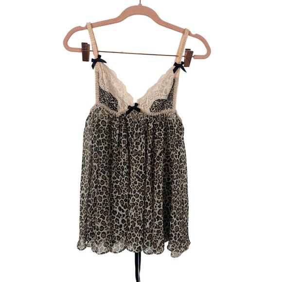 Victoria Secret Women Animal Print Sleepwear Nightgown Open back Tied Size M - Picture 1 of 8